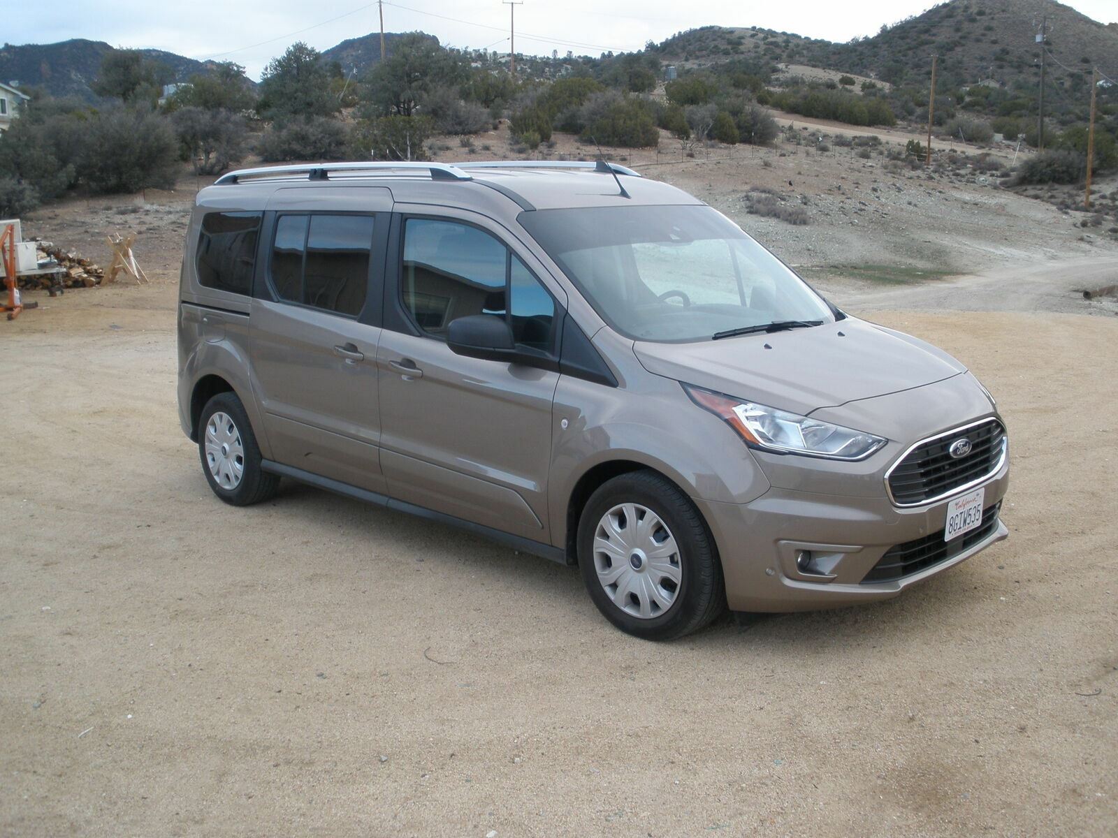 Ford Transit Connect Uzun Şase 2013-2024 Araç Üstü Alüminyum Tavan Yan Rayları Plus Serisi - Gri