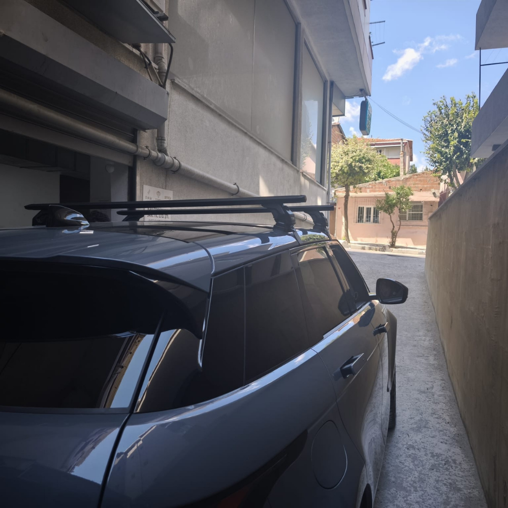Land Rover Evoque L551 2019-2025 Oluksuz Üst Tavan Portbagaj Taşıyıcı Ara Atkısı Toros Serisi Pro 4 Gri