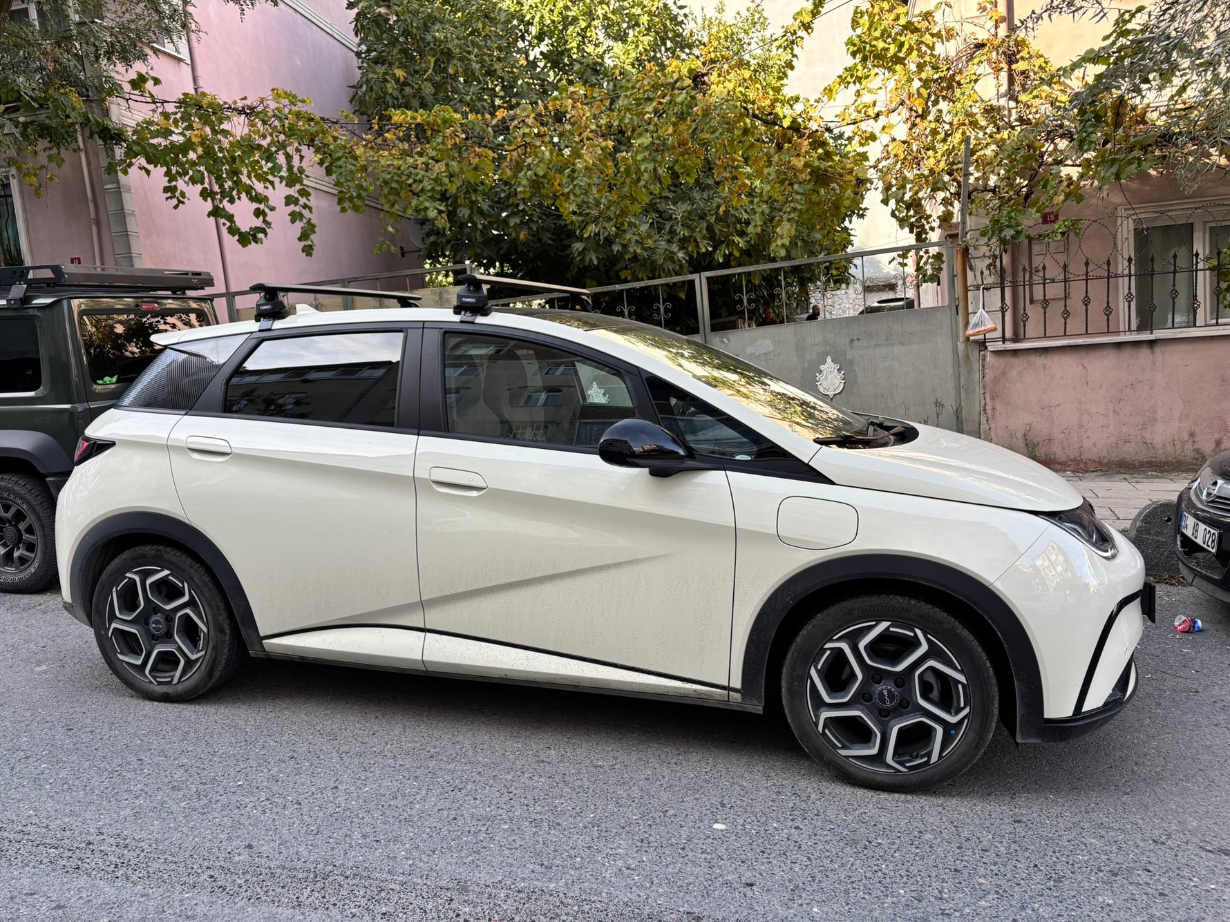 Byd SEALION 7 Tavan Portbagaj Taşıyıcı Ara Atkısı Toros Serisi Pro 4, Siyah