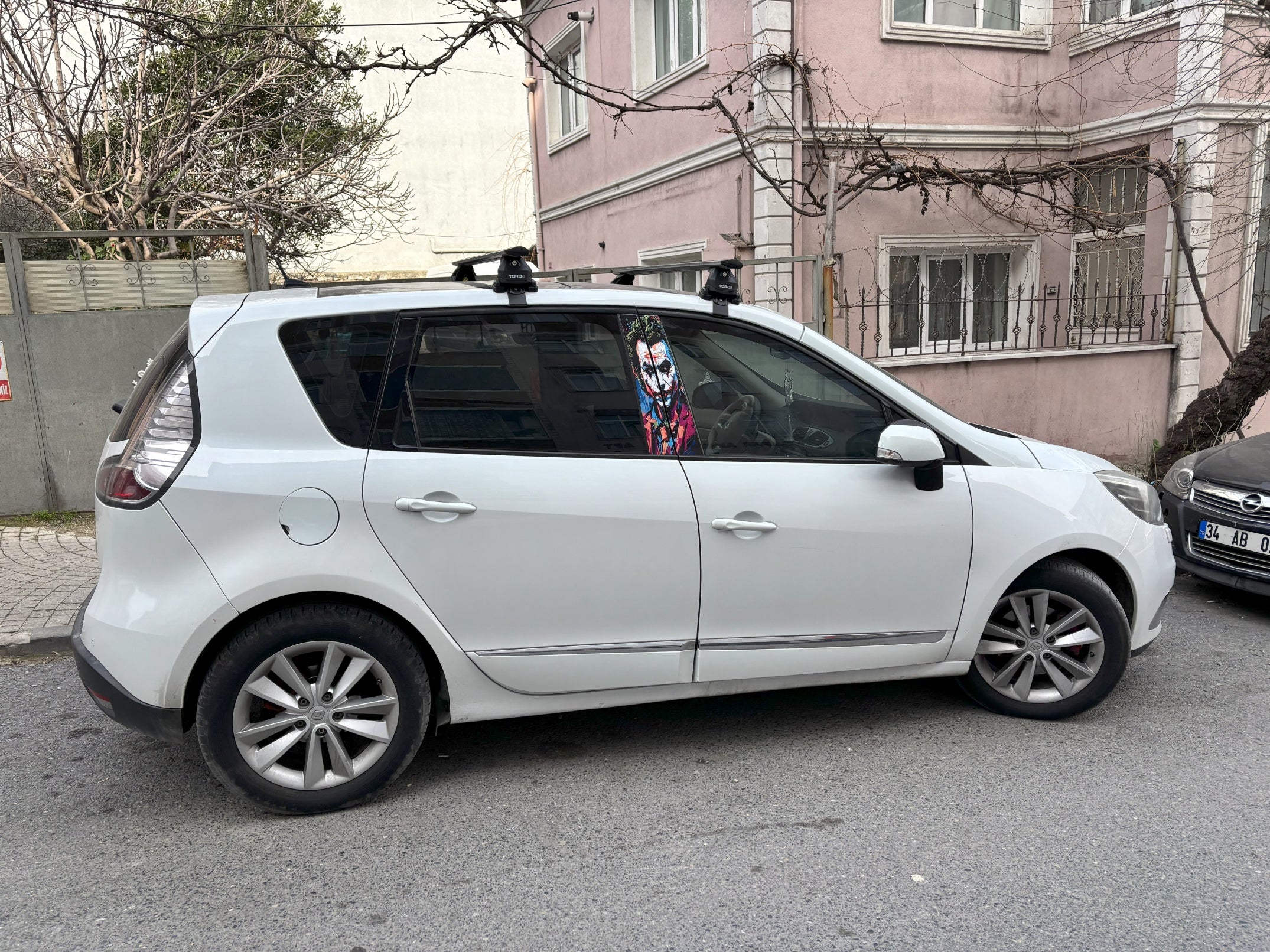 Image alt
