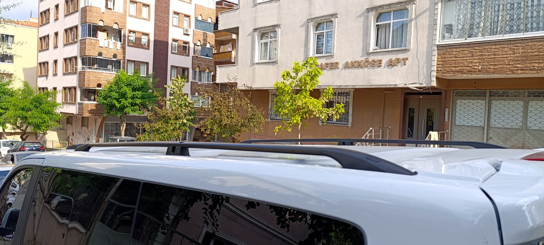 Ford Transit Custom L2 Uzun (2023-2026) Alüminyum Tavan Rayları, Plus - Siyah