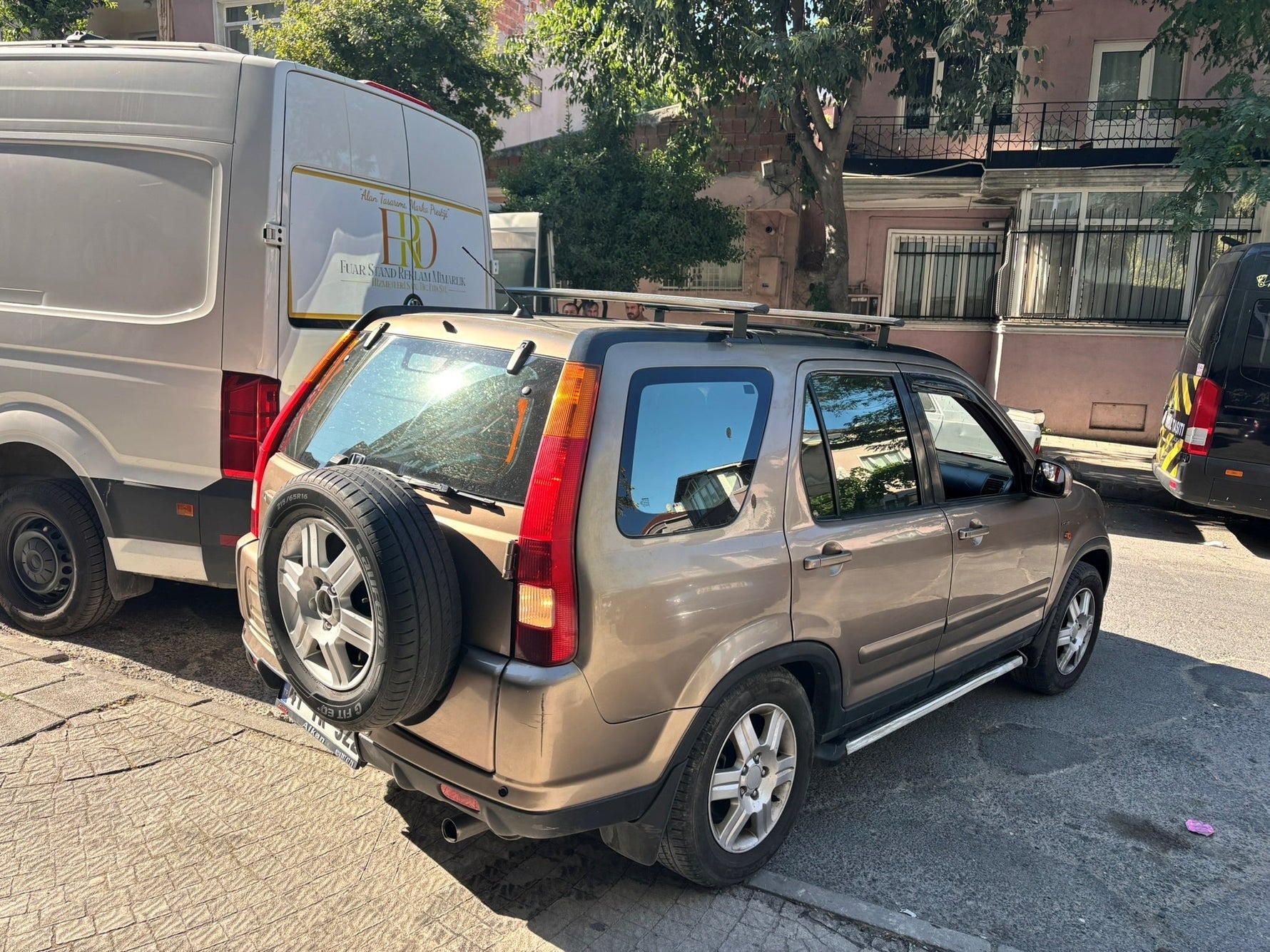 Honda CR-V MK2 (2002–2006) Çadır Taşıyıcı Tavan Barı Ara Atkısı Pratik Serisi Siyah