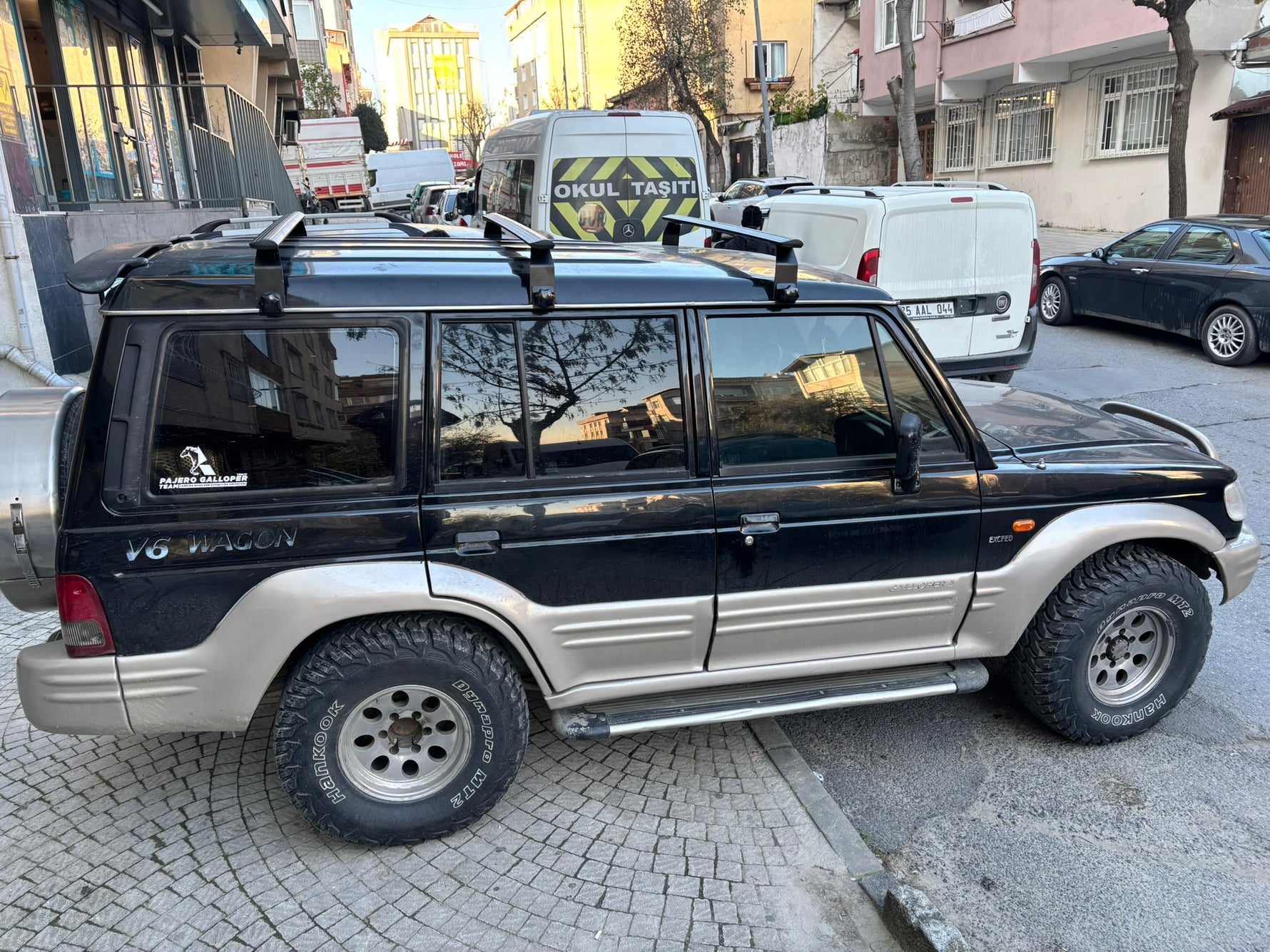 Hyundai Galloper 1997-2003 Yagmur Oluklu Üst Tavan Taşıyıcı Paw Ara Atkısı, Gri
