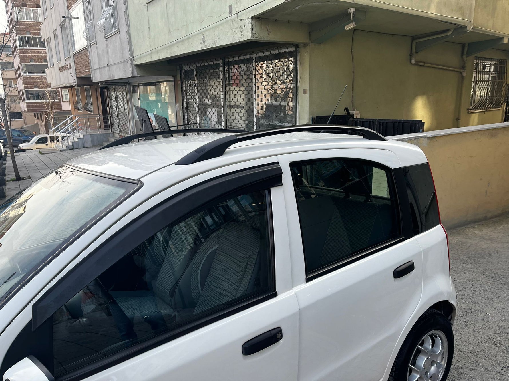 Fiat Panda 169 (2003-2012) Araç Üstü Alüminyum Tavan Yan Rayları Plus Serisi - Siyah