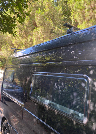 H1 Ladder Roof Rack 2018- On Sprinter Low Roof (144 WB) Roof Rack Siyah