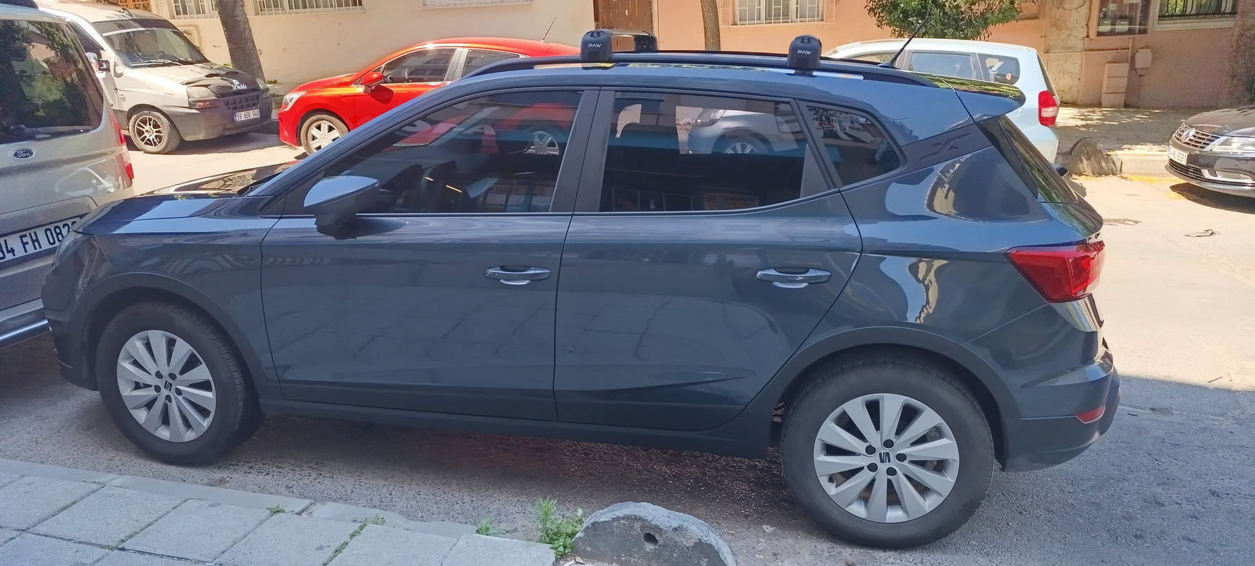 Seat Arona 2017-2025 Portbagaj Taşıyıcı Ara Atkisi - Ara Çubuk Paw Pro 2 Gri