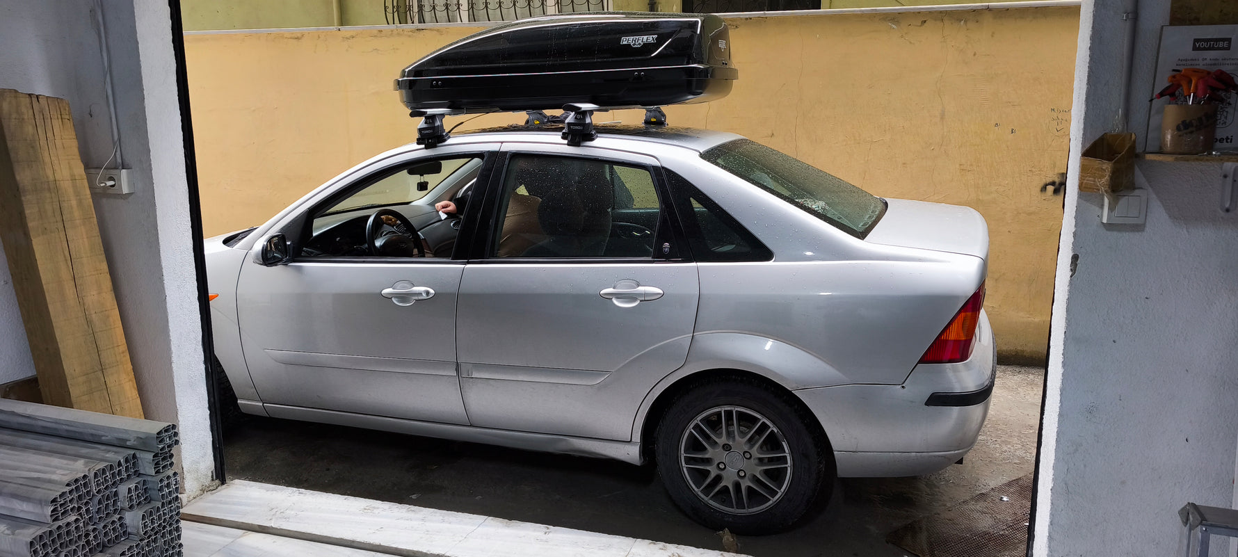 Ford Focus Sedan 1 (1998-2005) Oluksuz Üst Tavan Portbagaj Taşıyıcı Ara Atkısı Toros Serisi Pro 4 Siyah