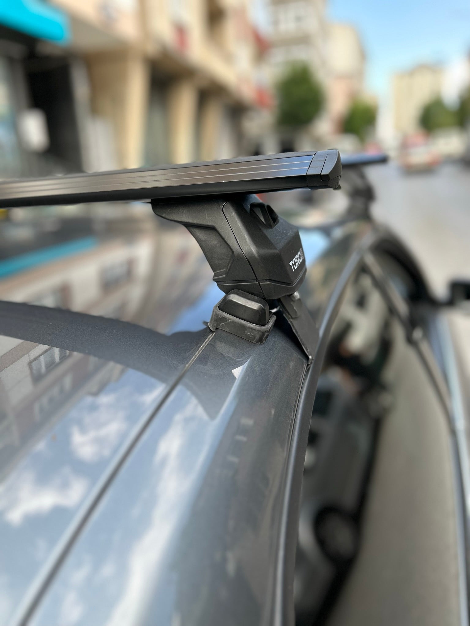 Volkswagen Jetta 2011-2018 Oluksuz Üst Tavan Portbagaj Taşıyıcı Ara Atkısı Toros Serisi Pro 4 Siyah