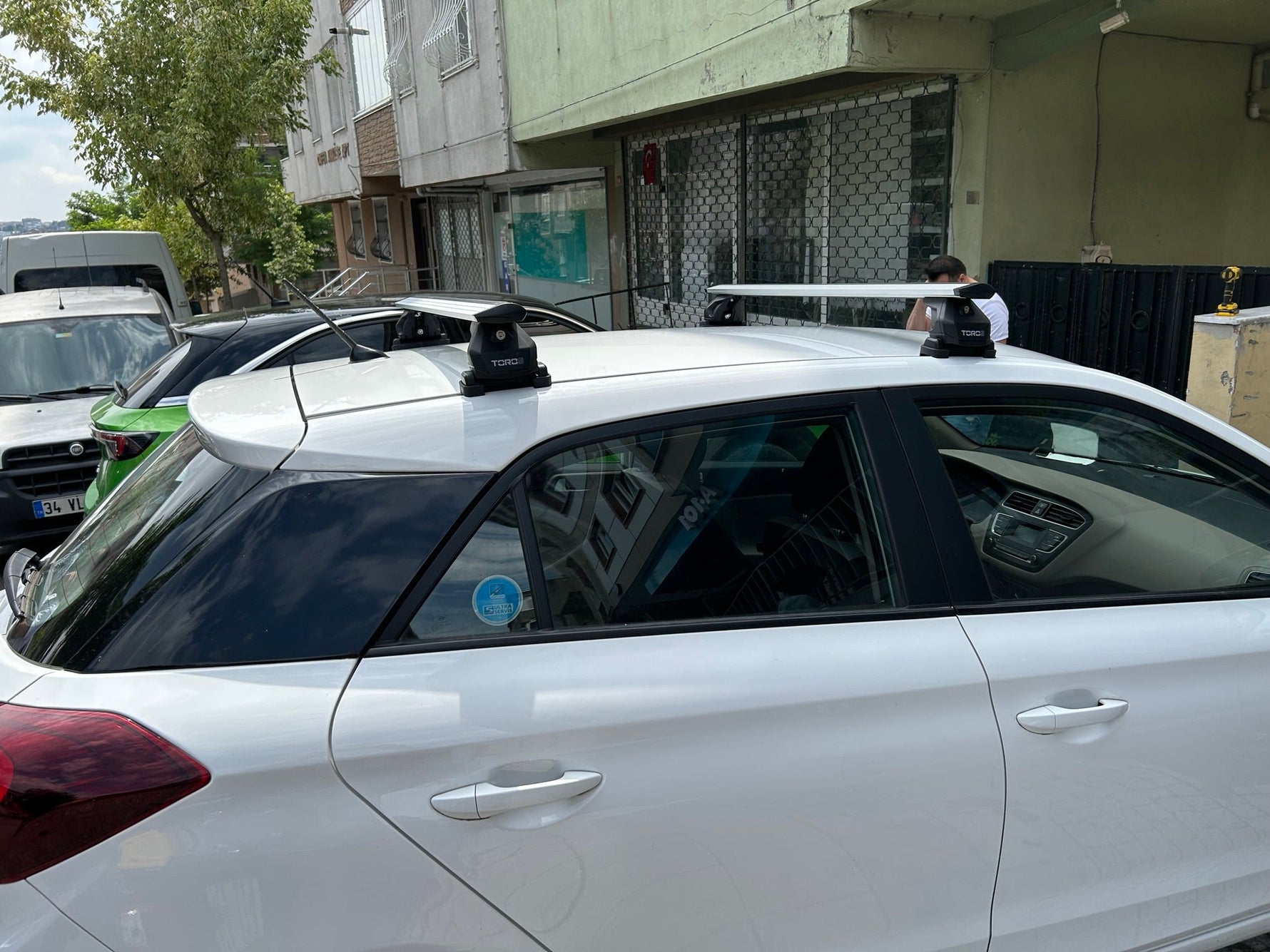 Hyundai i20 (2014-2020) Tavan Taşıyıcı Ara Barlar Vidalı Montaj, Toros Fix Pro, Pro 6 Alu Gri