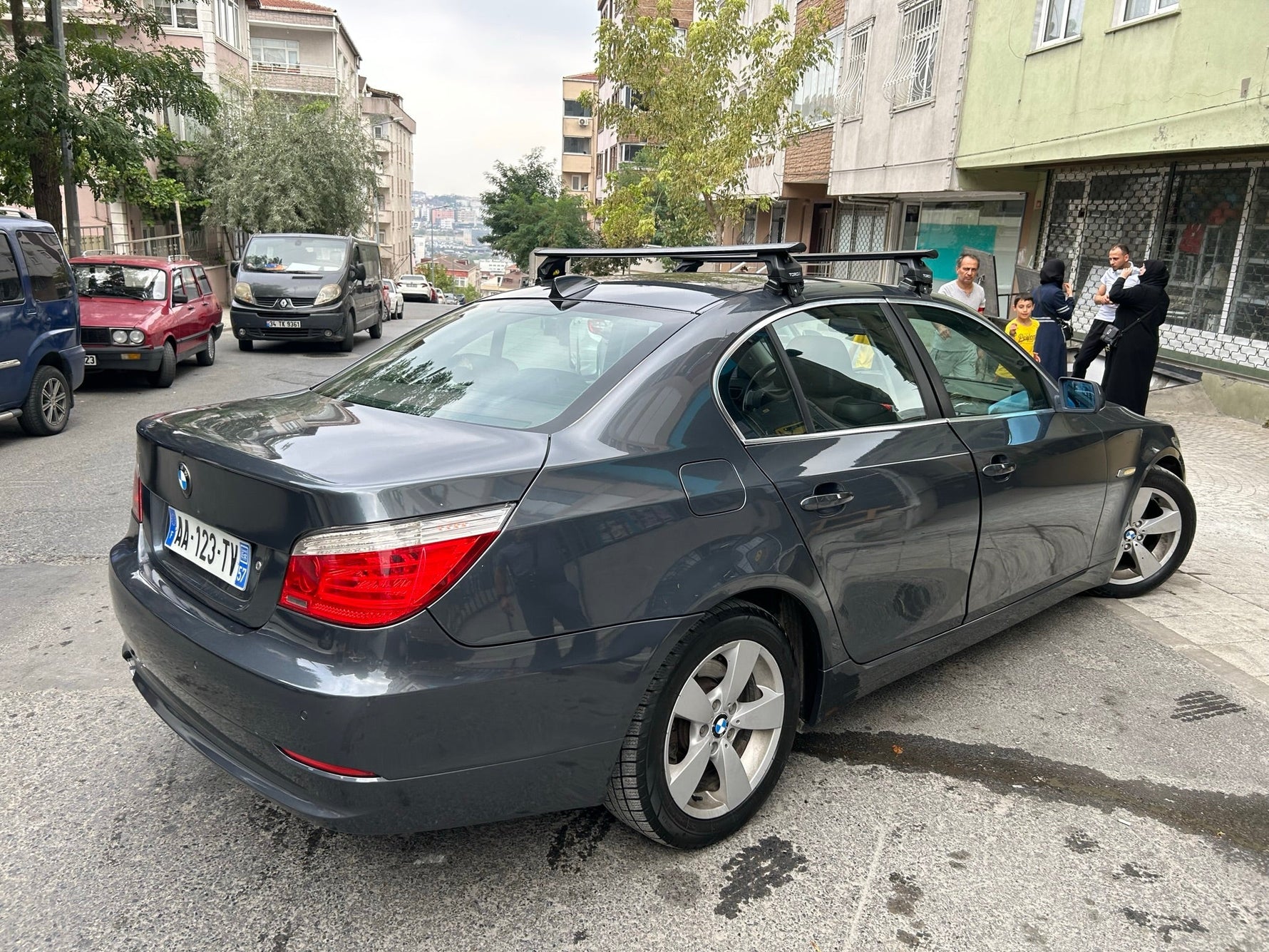 Bmw 5 Sedan E60 2003-2009 Oluksuz Üst Tavan Portbagaj Taşıyıcı Ara Atkısı Toros Serisi Pro 4 Siyah