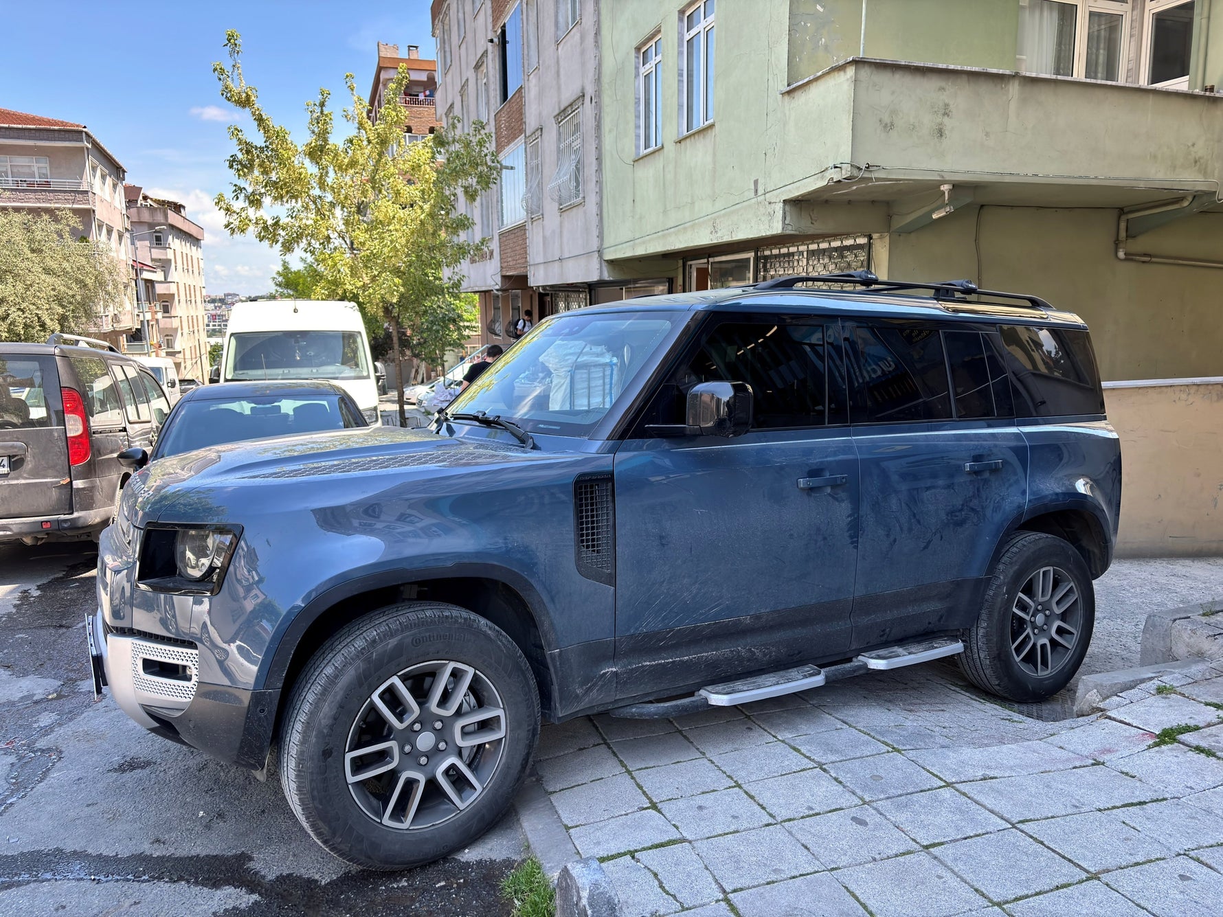 Land Rover Defender 110 2020-2025 Araç Üstü Alüminyum Tavan Yan Rayları Plus Serisi - Gri
