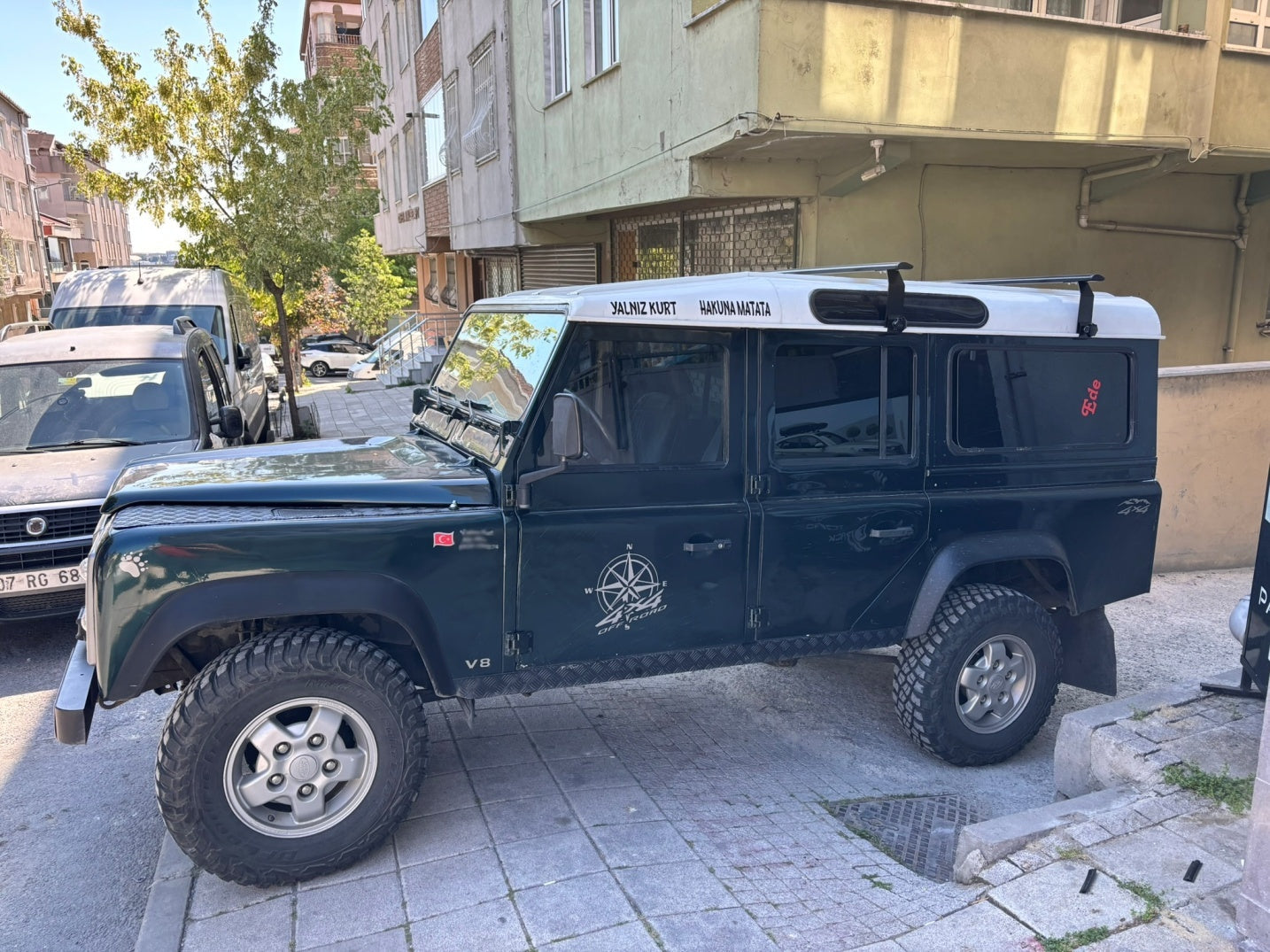 Land Rover Defender 110 1993-2020 Yagmur Oluklu Üst Tavan Taşıyıcı Ara Atkısı Paw Siyah