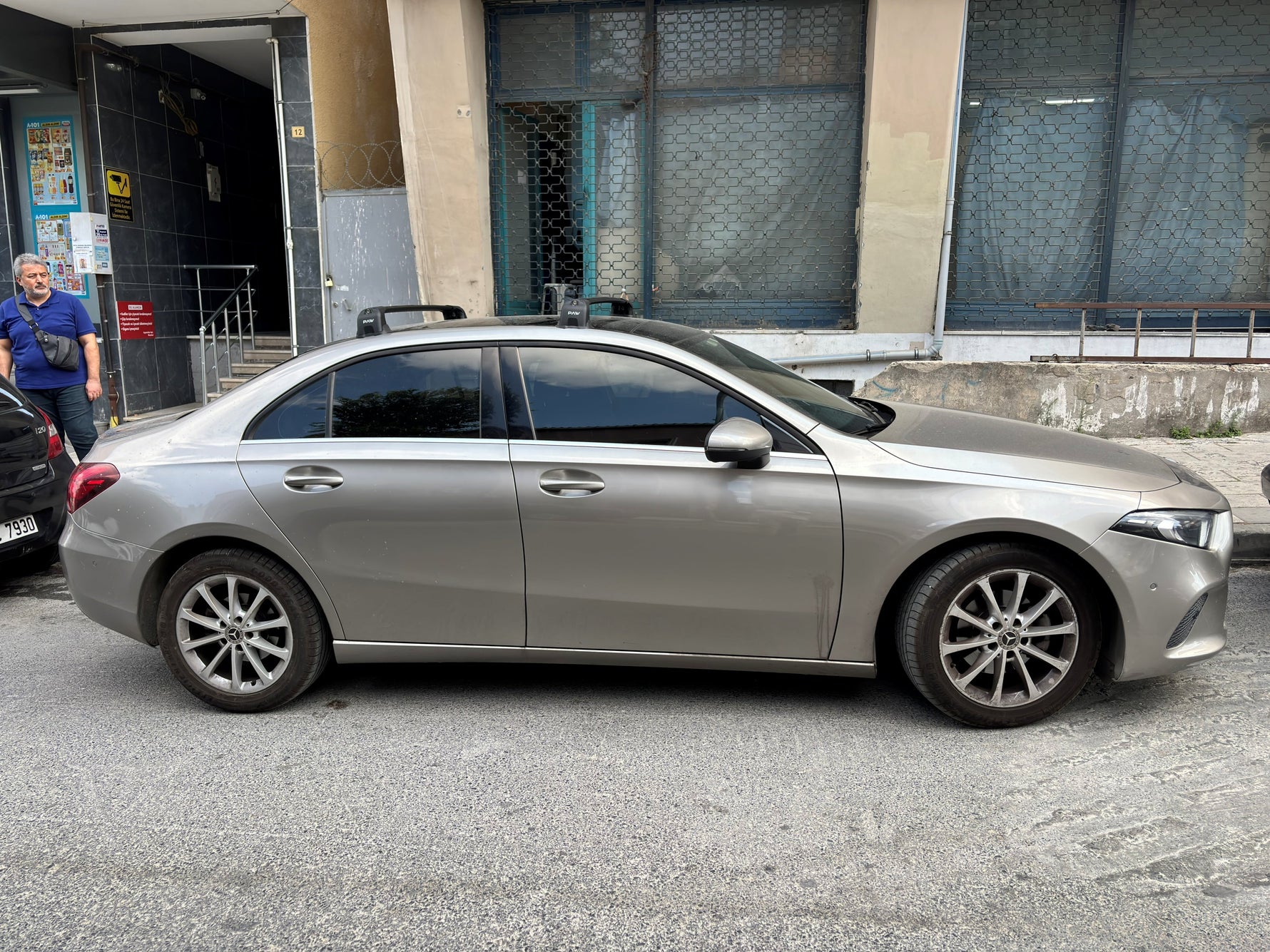 Mercedes A Sedan W177 2018-2025 Portbagaj Taşıyıcı Ara Atkı Aparatı Paw Pro 3 Gri