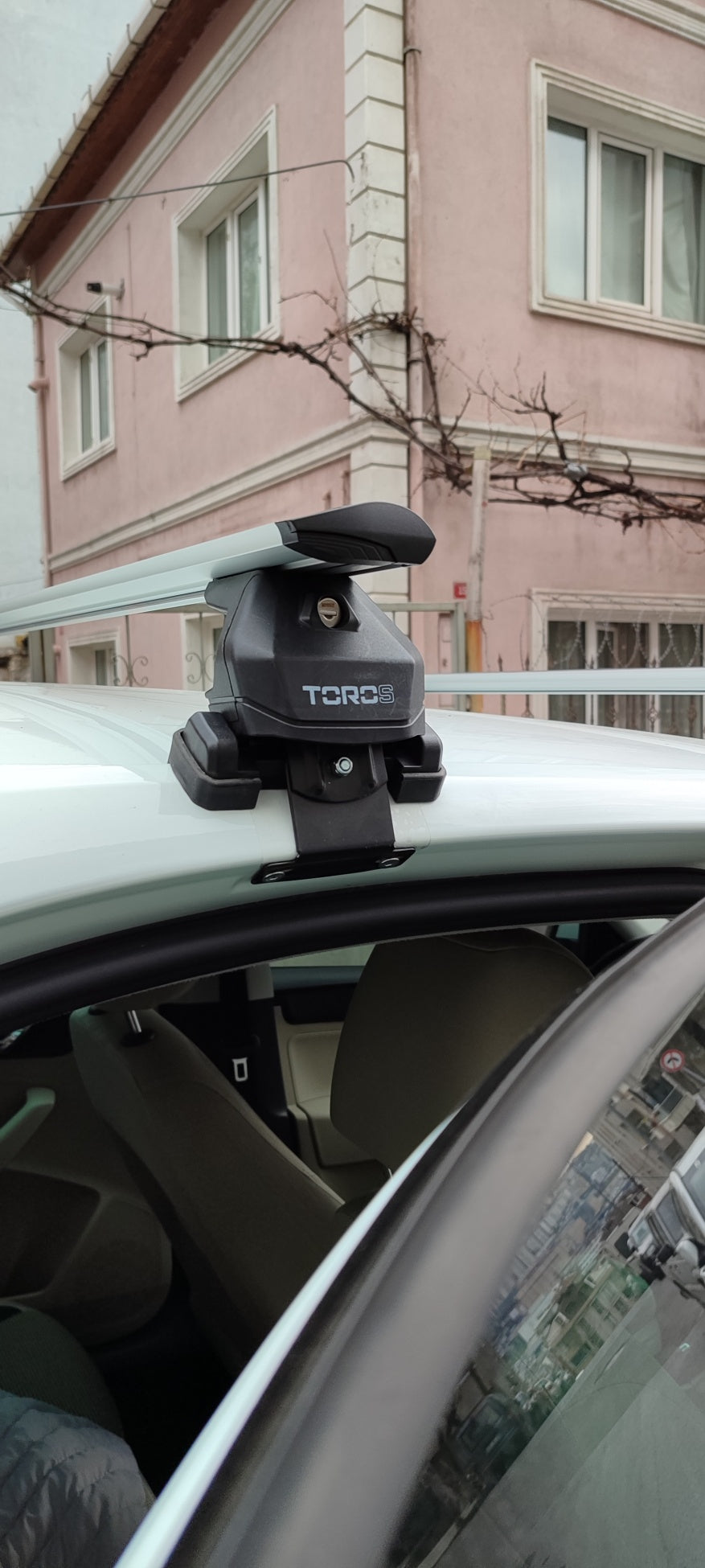 Nissan Juke 2020-2025 Oluksuz Üst Tavan Portbagaj Taşıyıcı Ara Atkısı Toros Serisi Pro 4 Siyah