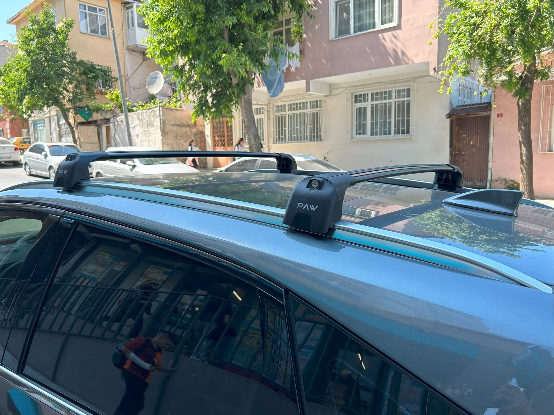 Nissan Qashqai J12 (2021–2025) Flush Rail Uyumlu Siyah Tavan Taşıyıcı Ara Atkı Barı