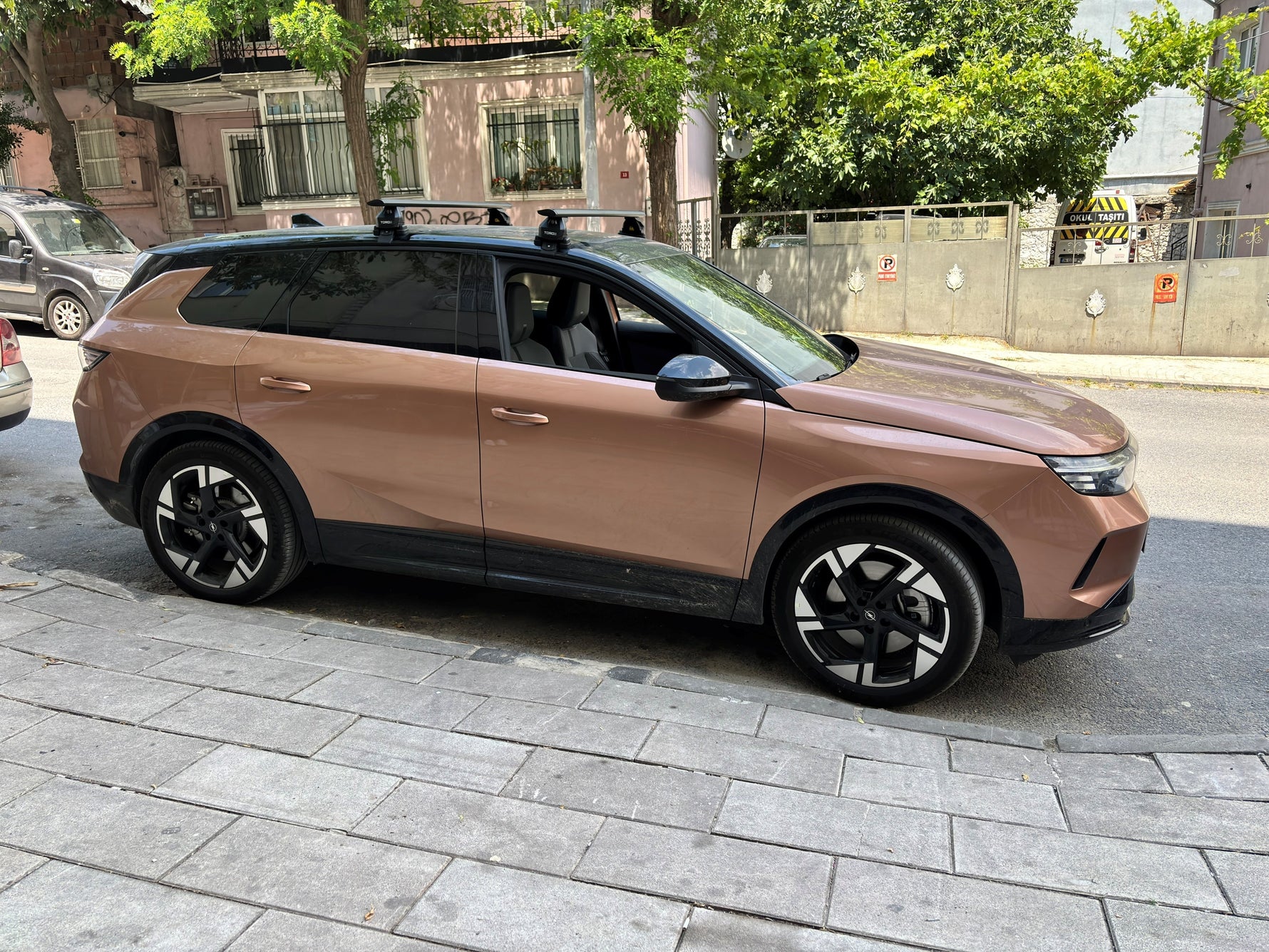 Opel Grandland (2024-2025) Tavan Portbagaj Taşıyıcı Ara Atkısı Toros Pro 4, Siyah