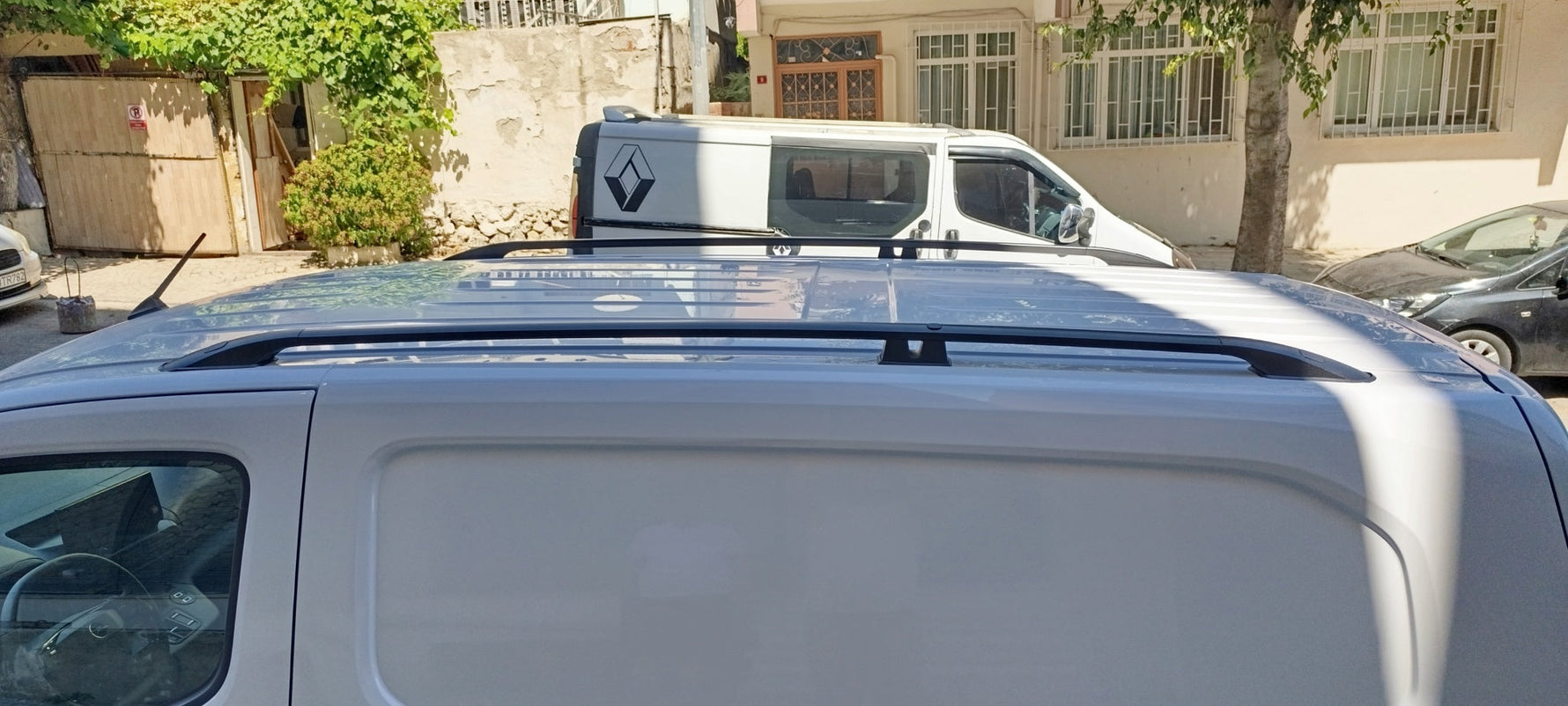 Peugeot Expert Mk3 Uzun Şase L3 2016-2025 Araç Üstü Alüminyum Tavan Yan Rayları Plus Serisi - Siyah