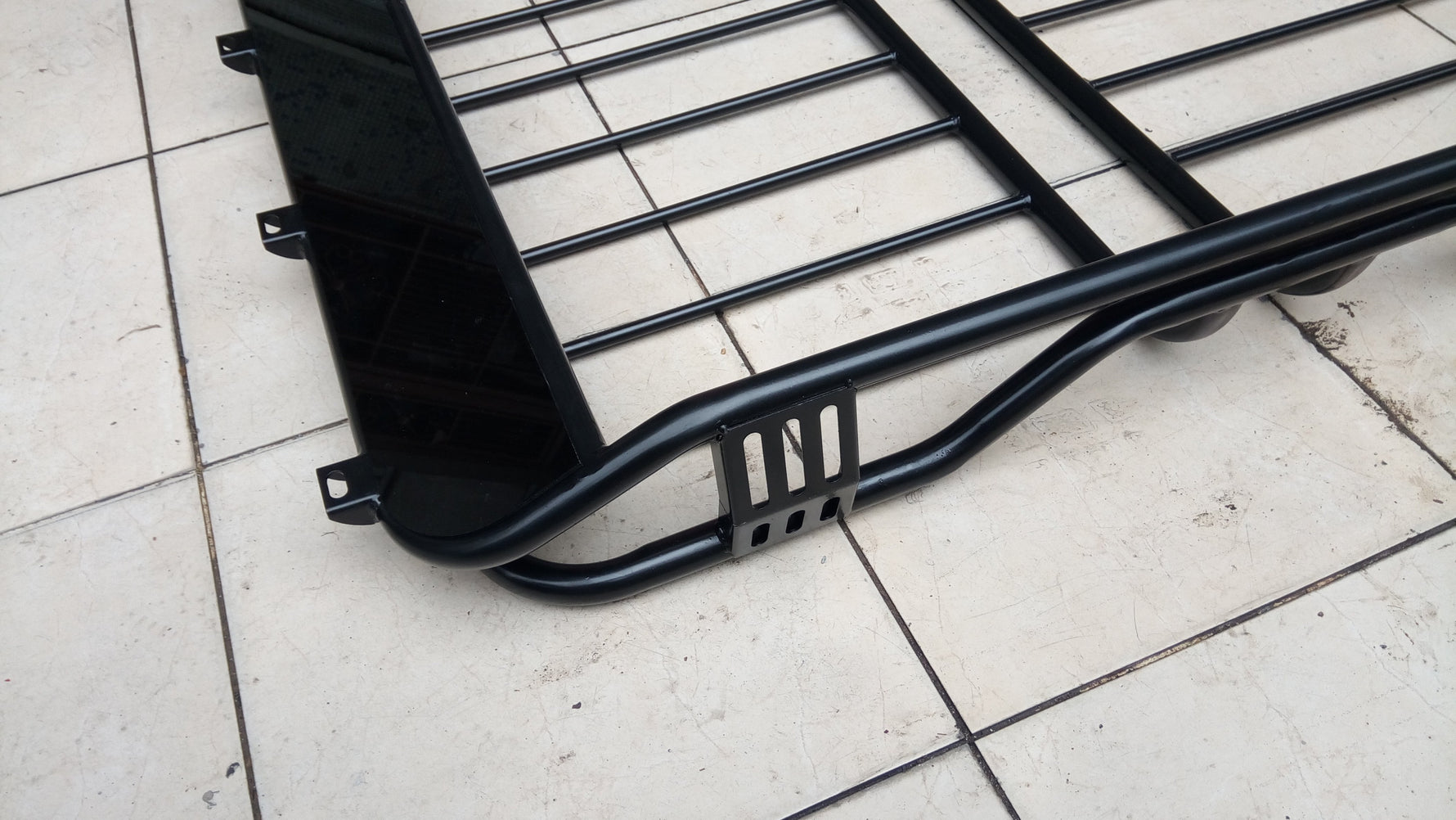 Ford Courier 2024-2025 Shark Model Araç Üstü Tavan Sepeti