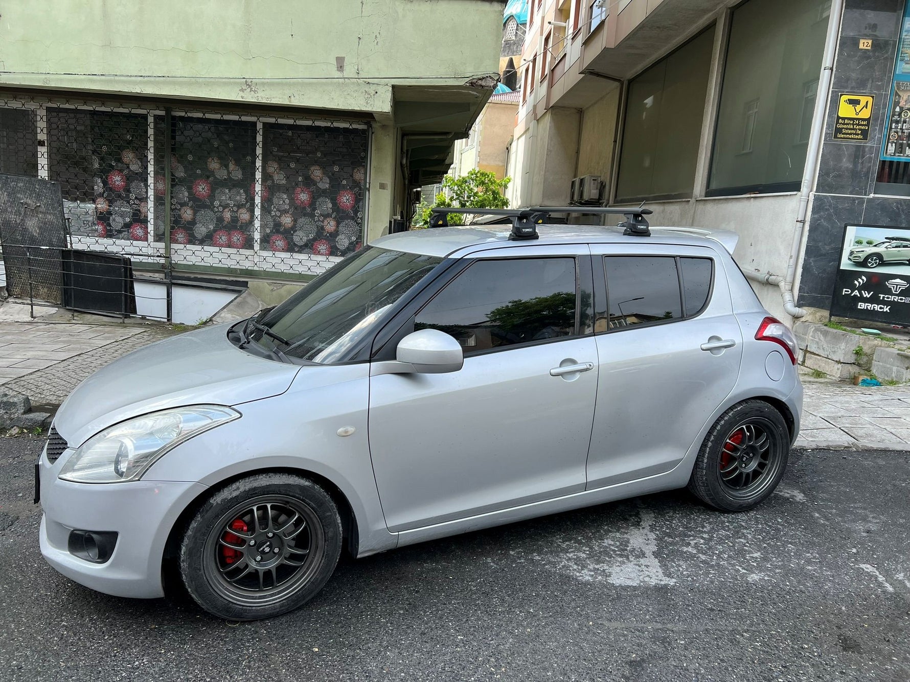 Suzuki Swift 2010-2017 Tavan Taşıyıcı Ara Barlar – Vidalı Montaj, Toros Fix Pro, Gri