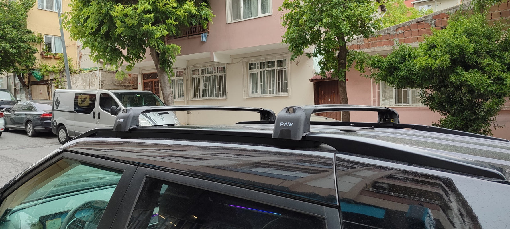 SsangYong Musso EV ile Uyumlu Portbagaj Taşıyıcı – Paw Pro 2 Alüminyum Tavan Çubuğu Gri