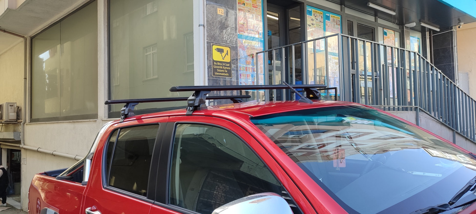 Toyota Hilux Mk9 2021-2025 Oluksuz Üst Tavan Portbagaj Taşıyıcı Ara Atkısı Toros Serisi Pro 4 Siyah