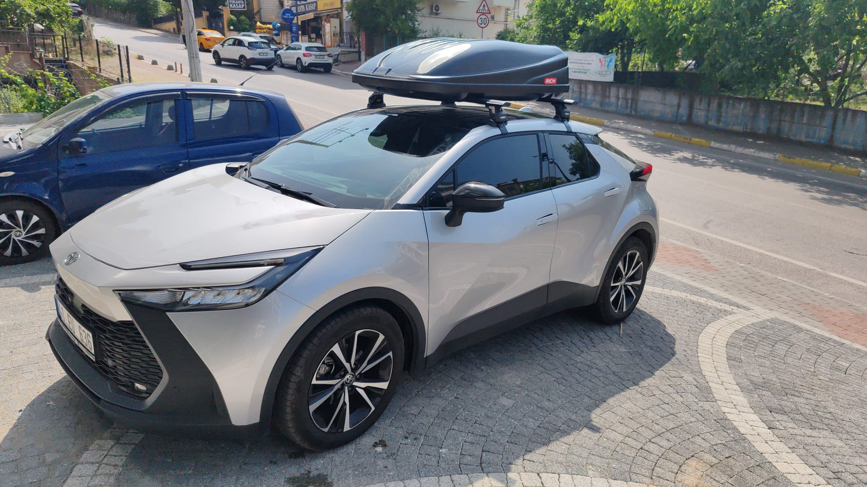 Toyota C-Hr 2023-2025 Oluksuz Üst Tavan Portbagaj Taşıyıcı Ara Atkısı Toros Serisi Pro 4 Gri