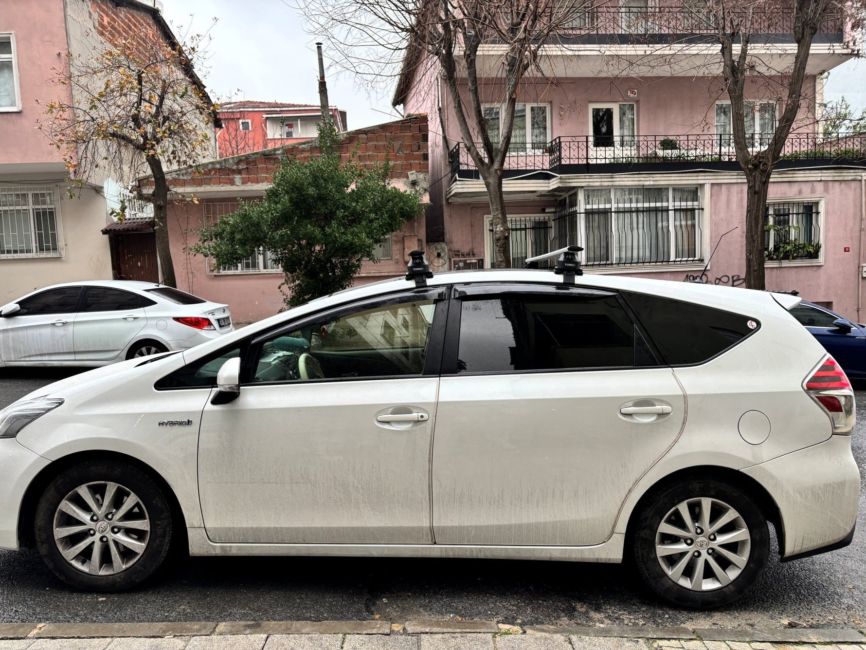 Toyota Prius 2012-2019 Oluksuz Üst Tavan Portbagaj Taşıyıcı Ara Atkısı Toros Serisi Pro 4 Siyah