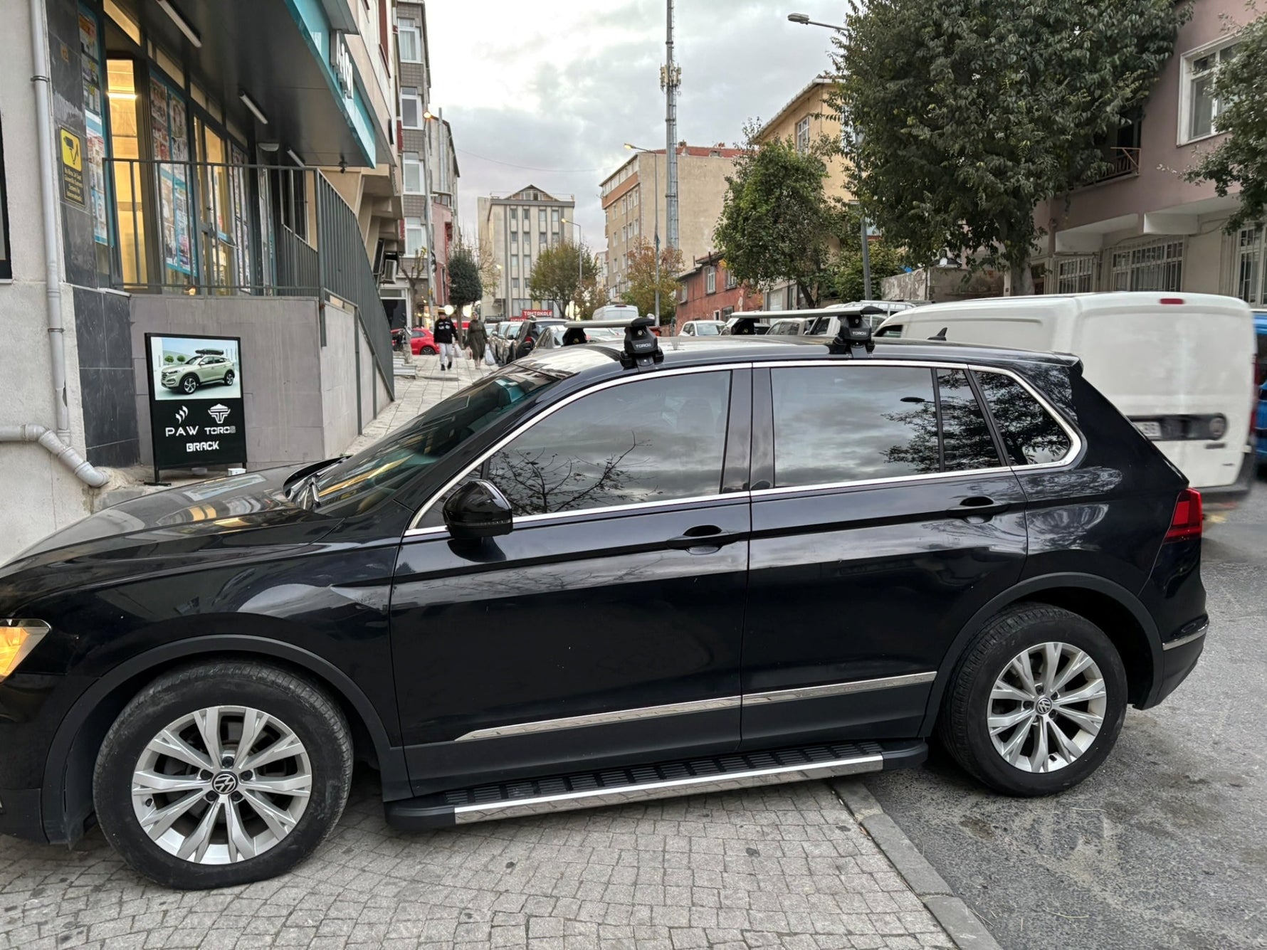Volkswagen Tiguan 2015-2020 Oluksuz Üst Tavan Portbagaj Taşıyıcı Ara Atkısı Toros Serisi Pro 4 Gri