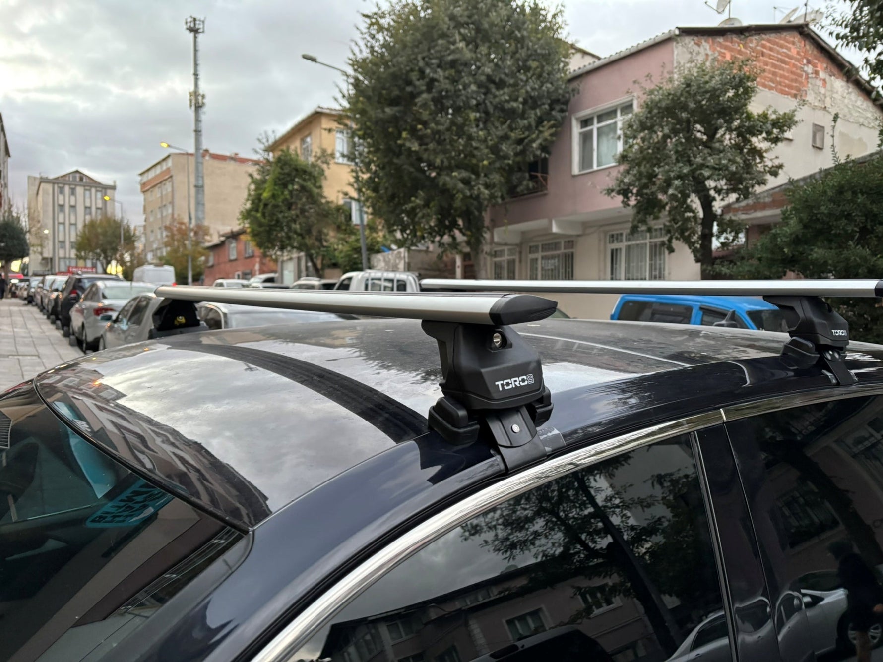 Volkswagen Tiguan 2015-2020 Oluksuz Üst Tavan Portbagaj Taşıyıcı Ara Atkısı Toros Serisi Pro 4 Gri