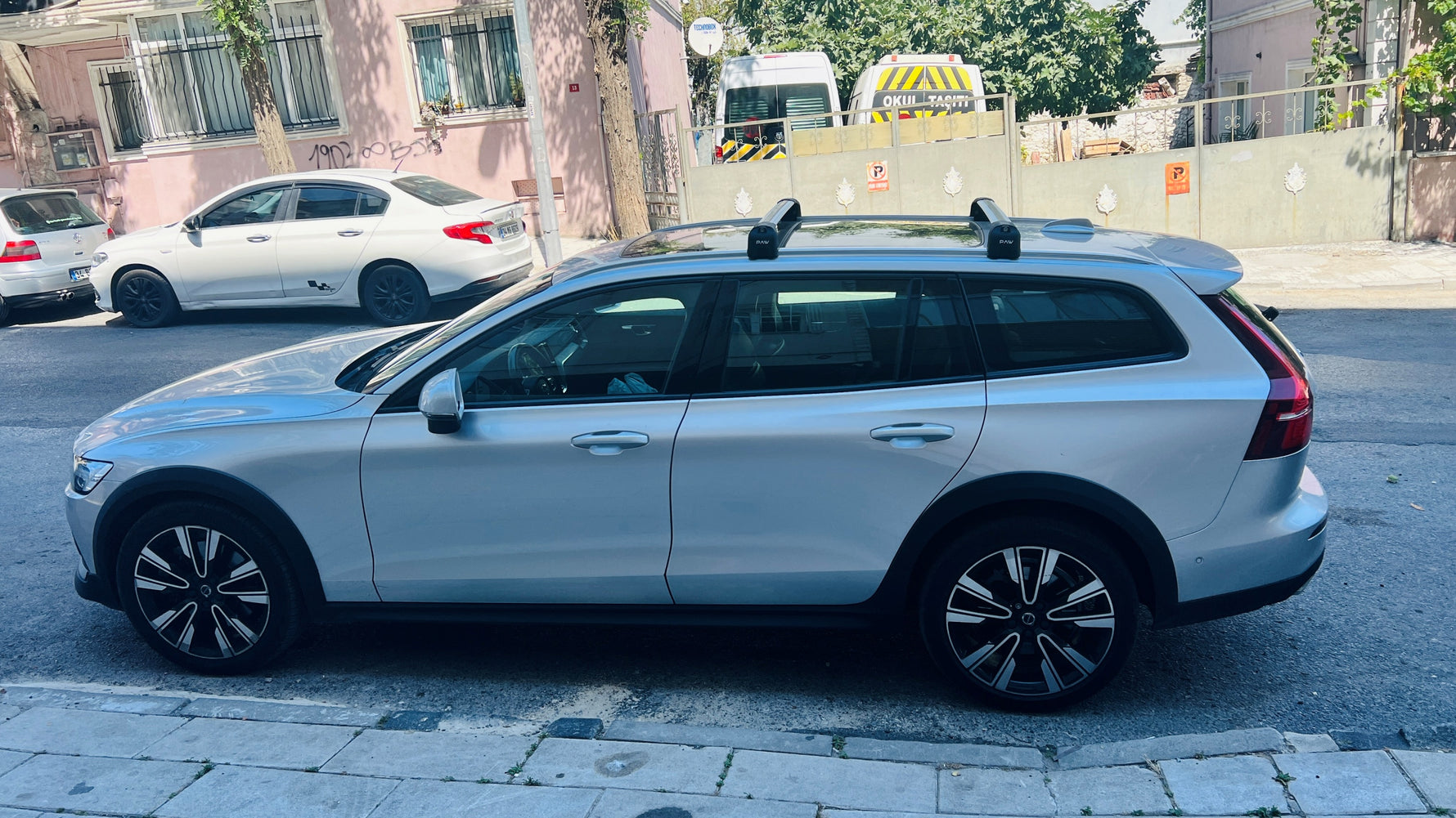 Volvo V60 Cross Country 2018-2026 Portbagaj Taşıyıcı Ara Atkisi - Ara Bar Paw Pro 2 Gri