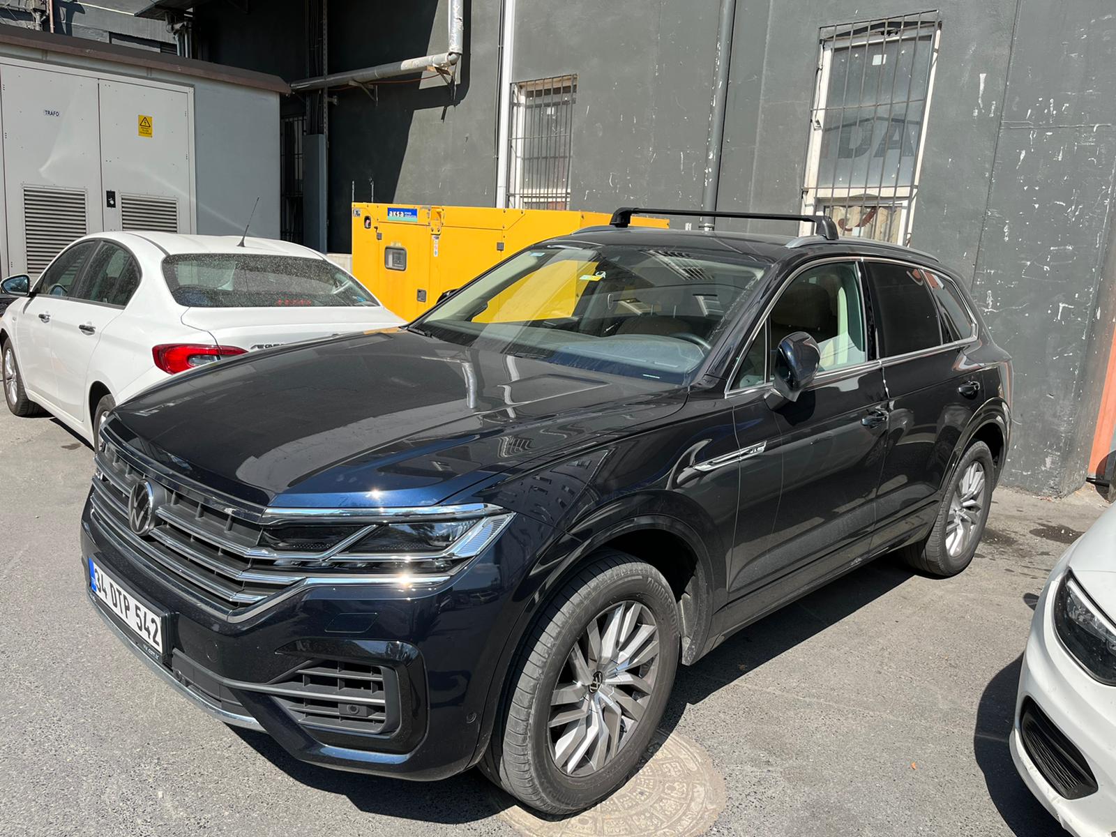 Volkswagen Touareg 2019-2023 Portbagaj Taşıyıcı Ara Atkisi - Ara Çubuk Paw Pro 2 Siyah