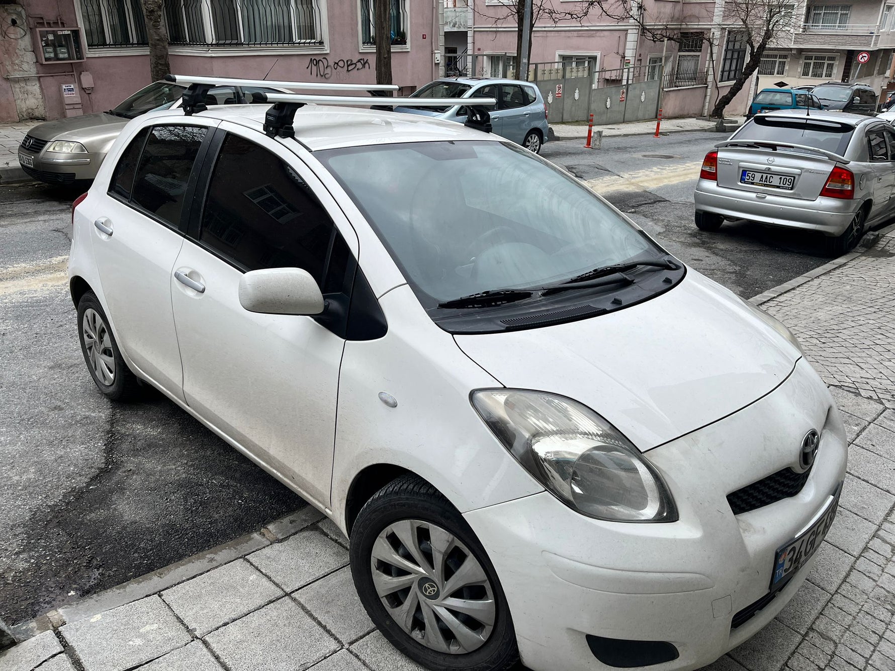 Toyota Yaris Hb 2006-2011 Oluksuz Üst Tavan Portbagaj Taşıyıcı Ara Atkısı Toros Serisi Pro 4 Gri