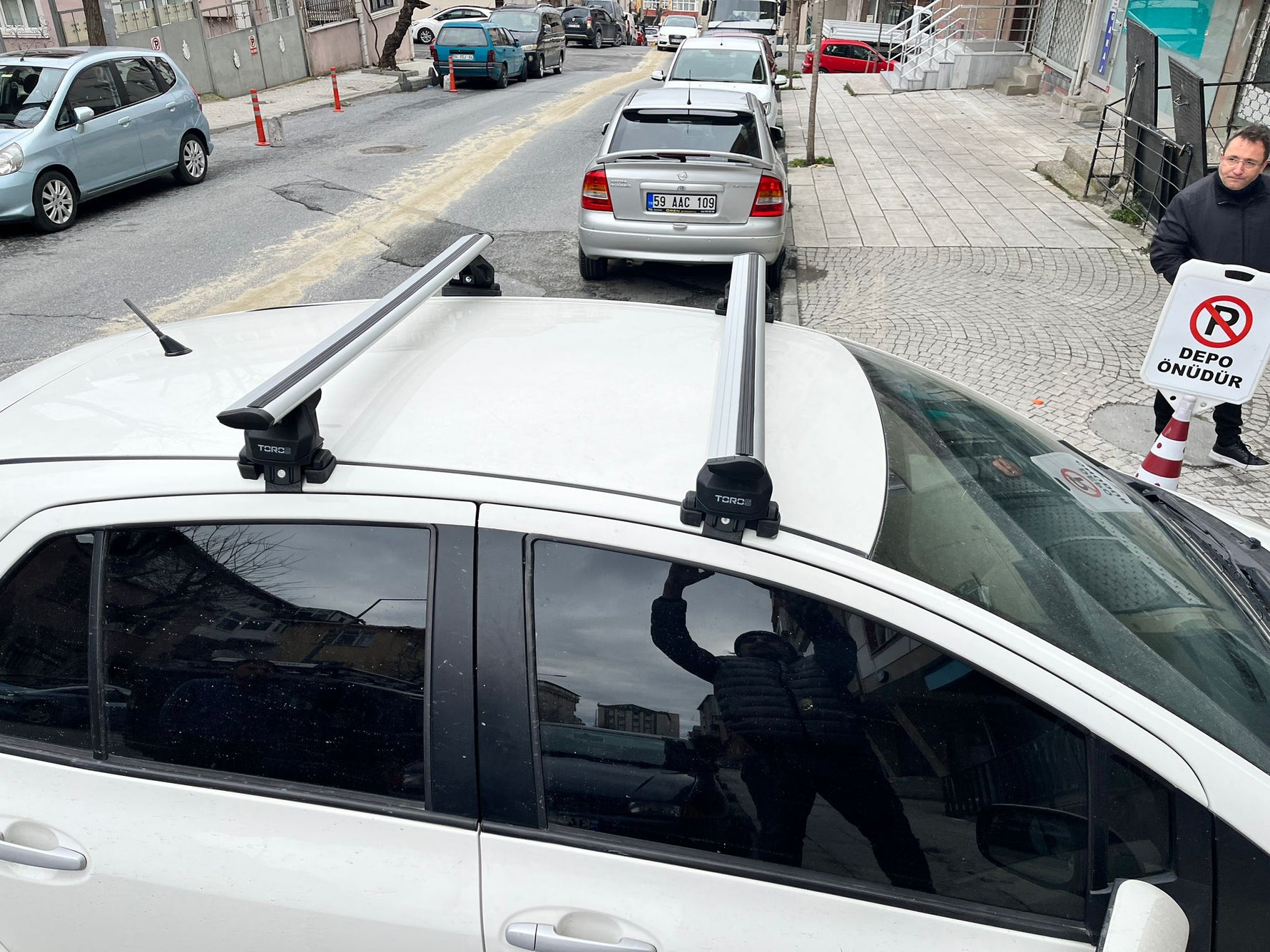 Toyota Yaris Hb 2006-2011 Oluksuz Üst Tavan Portbagaj Taşıyıcı Ara Atkısı Toros Serisi Pro 4 Gri