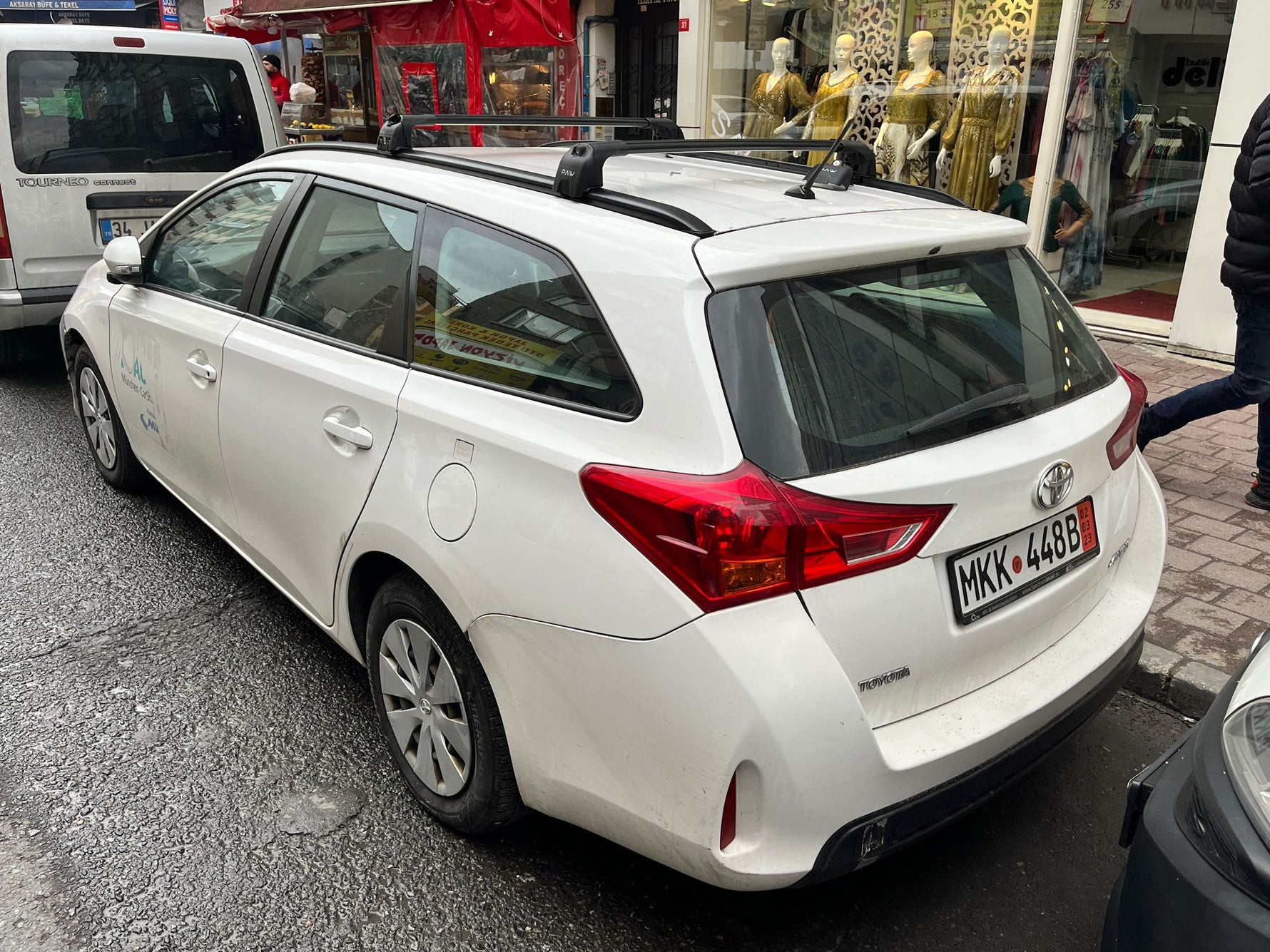 Toyota Auris Touringsport 2013-2019 Portbagaj Taşıyıcı Ara Atkisi - Ara Çubuk Paw Pro 2 Siyah
