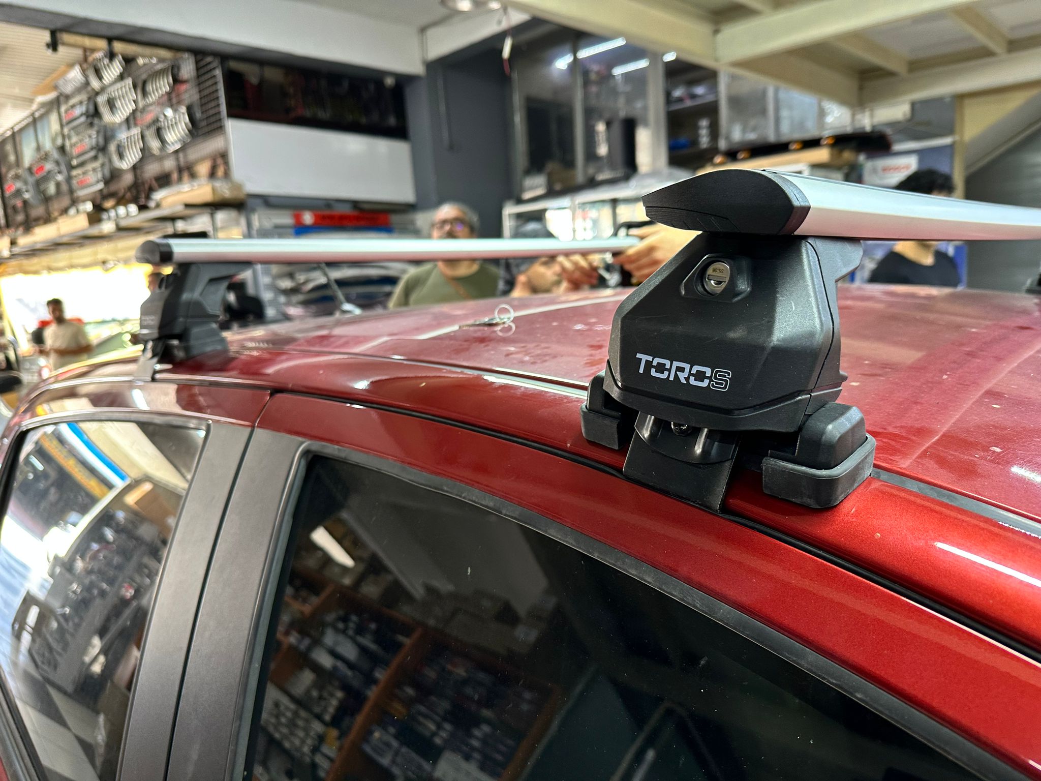 Toyota Yaris Hb 2020-2025 Oluksuz Üst Tavan Portbagaj Taşıyıcı Ara Atkısı Toros Serisi Pro 4 Gri