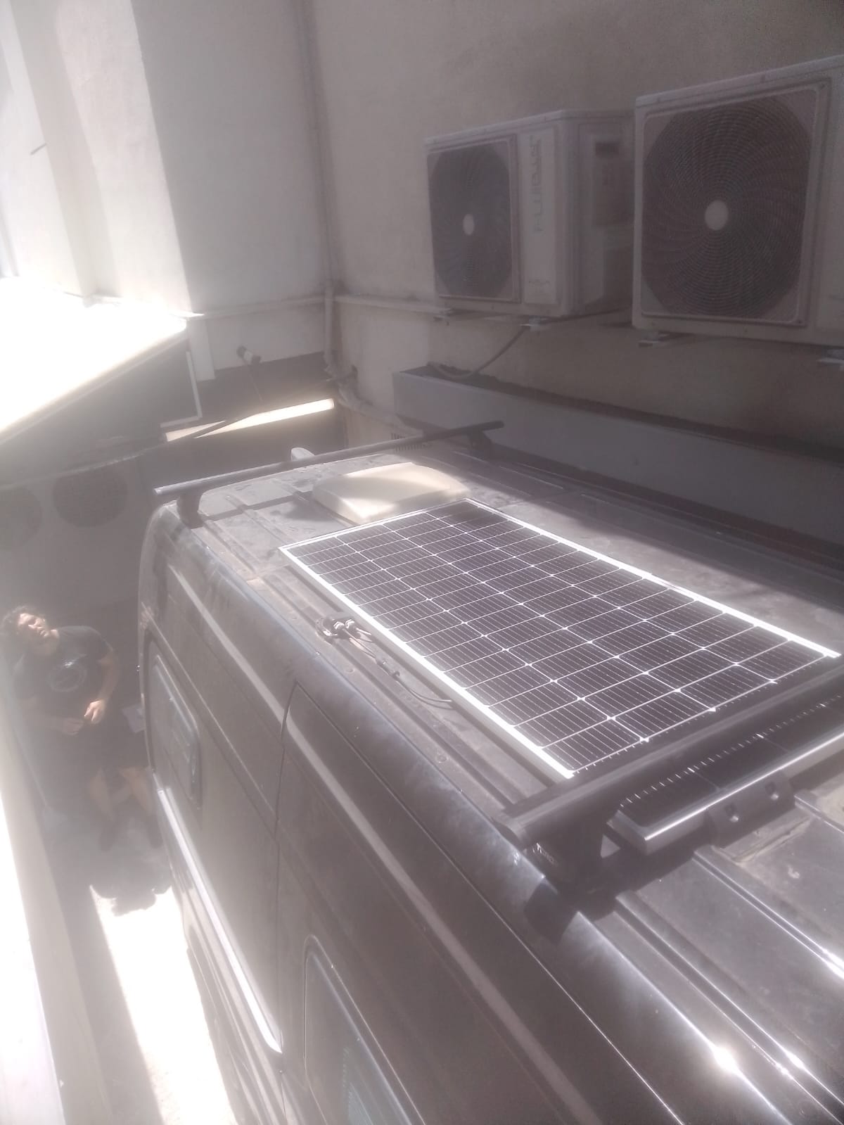 H1 Ladder Roof Rack 2018- On Sprinter Low Roof (144 WB) Roof Rack Siyah