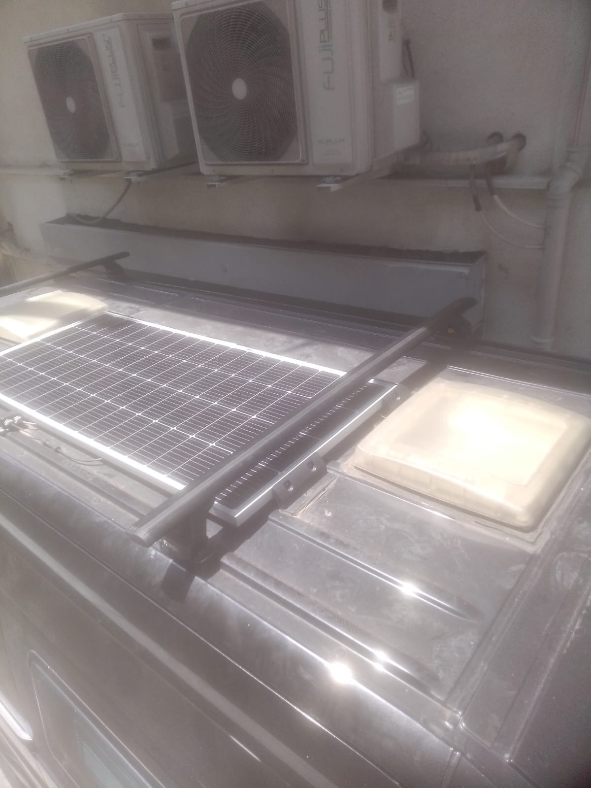 H1 Ladder Roof Rack 2018- On Sprinter Low Roof (144 WB) Roof Rack Gri