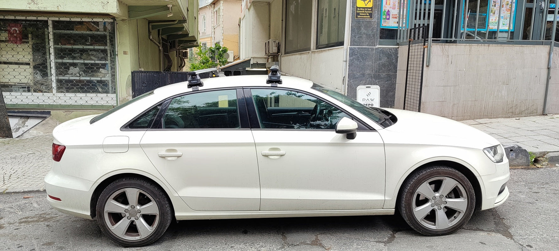 Audi A3 2013-2020 Sedan Oluksuz Üst Tavan Portbagaj Taşıyıcı Ara Atkısı Toros Serisi Pro 4 Gri