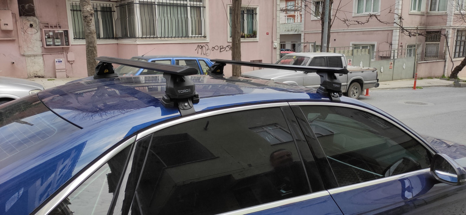 Audi A4 B9 2017-2025 Oluksuz Üst Tavan Portbagaj Taşıyıcı Ara Atkısı Toros Serisi Pro 4 Gri