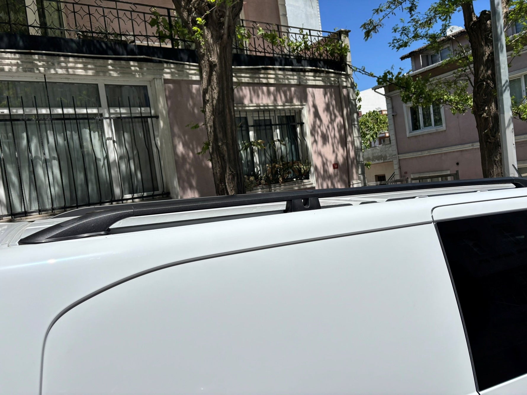 Fiat Scudo Uzun (2021-2025) Alüminyum Tavan Rayları, Plus Serisi - Siyah