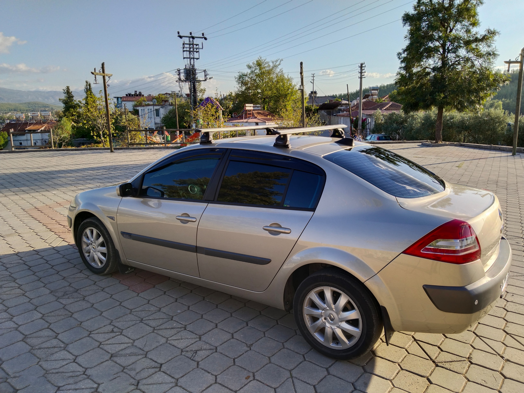 Mazda 2 Series 2007-2015 Tavan Taşıyıcı Ara Barlar – Vidalı Montaj, Toros Fix Pro, Gri