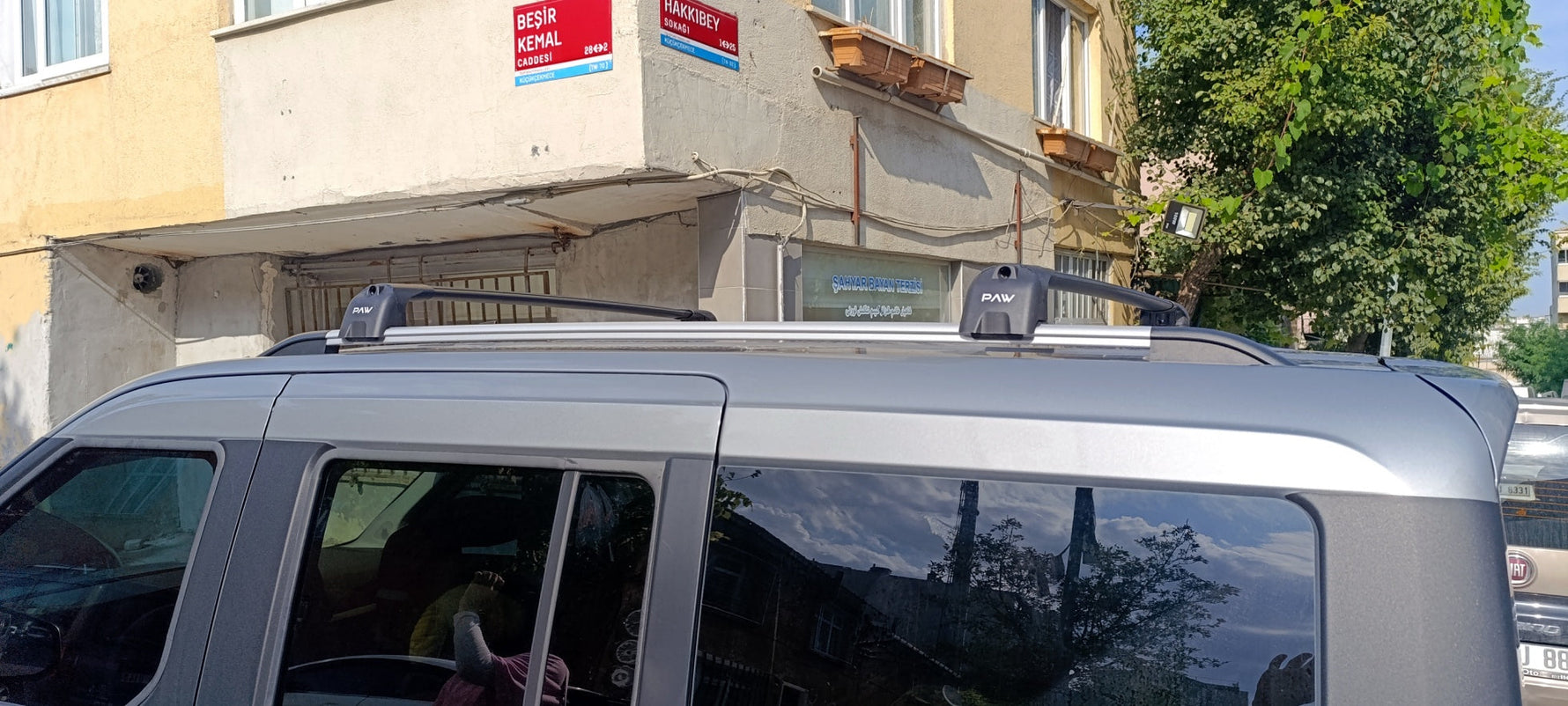 Ford Tourneo Courier 2022-2025 Portbagaj Taşıyıcı Ara Atkisi - Ara Çubuk Paw Pro 2 Siyah