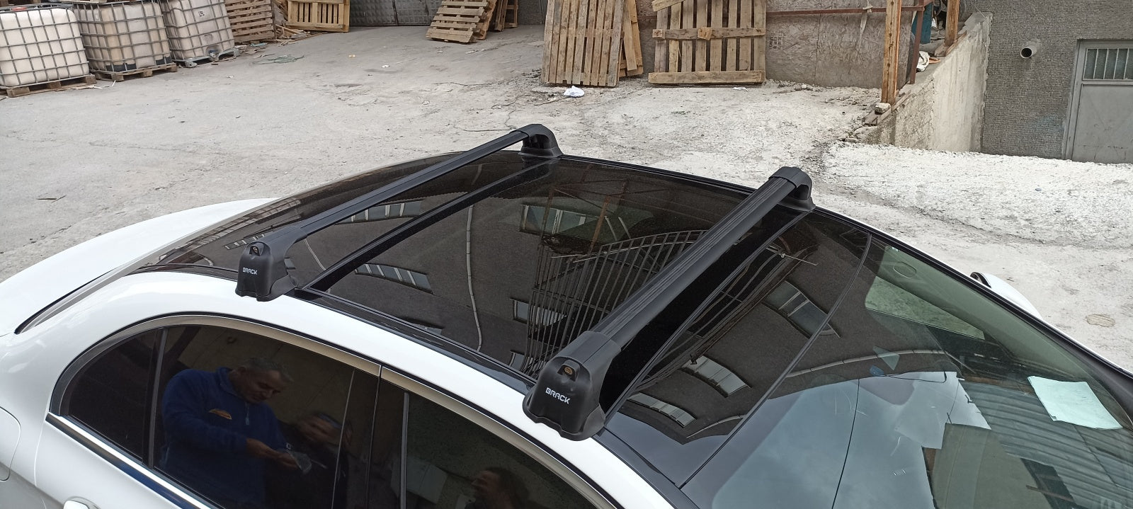Paw Mercedes-Benz E-Serisi Sedan (W214) 2024-2025 Ara Atkı Portbagaj Taşıyıcı - Pro 3 Gri