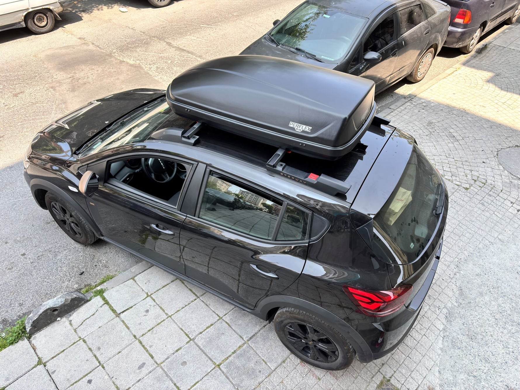 Perflex 420 Lt Araç Üstü Portbagaj