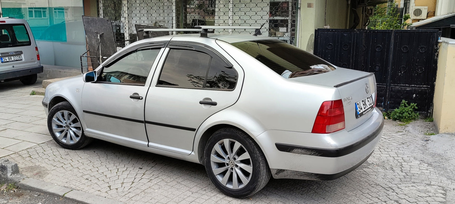 Volkswagen Bora 1998-2005 Ara Atkısı Tavan Taşıyıcı Bar Toros Fix Pro Siyah