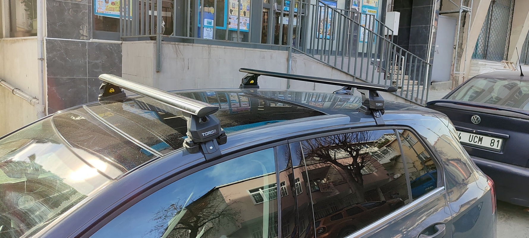 Volkswagen Golf Mk8 2020- Up Oluksuz Üst Tavan Portbagaj Taşıyıcı Ara Atkısı Toros Serisi Pro 4 Siyah